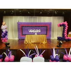 Balloon wall Stage